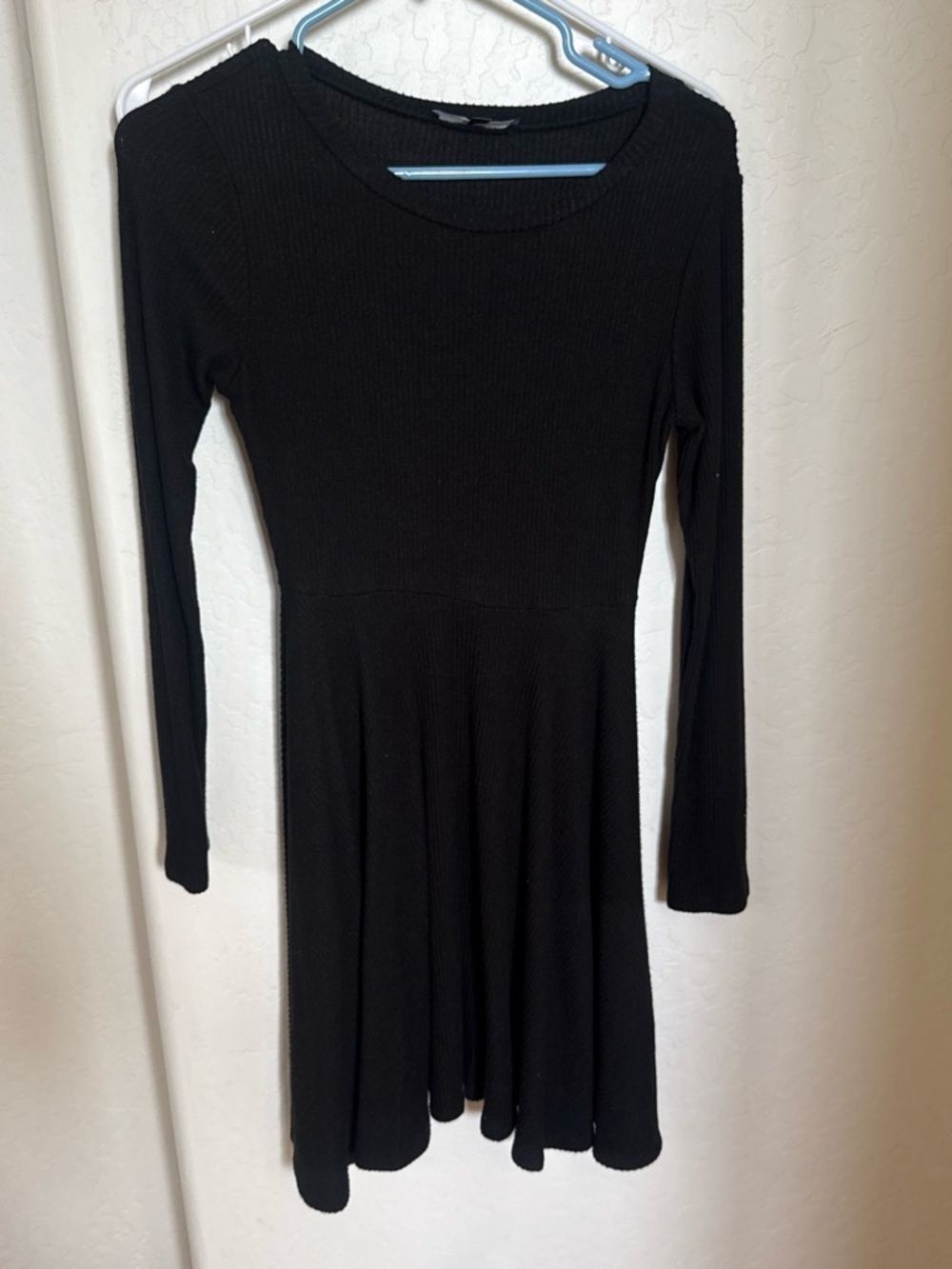 Lulu's Black Long-Sleeve Skater Dress